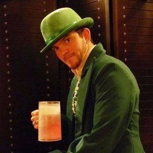 Meet your Posher, Adam